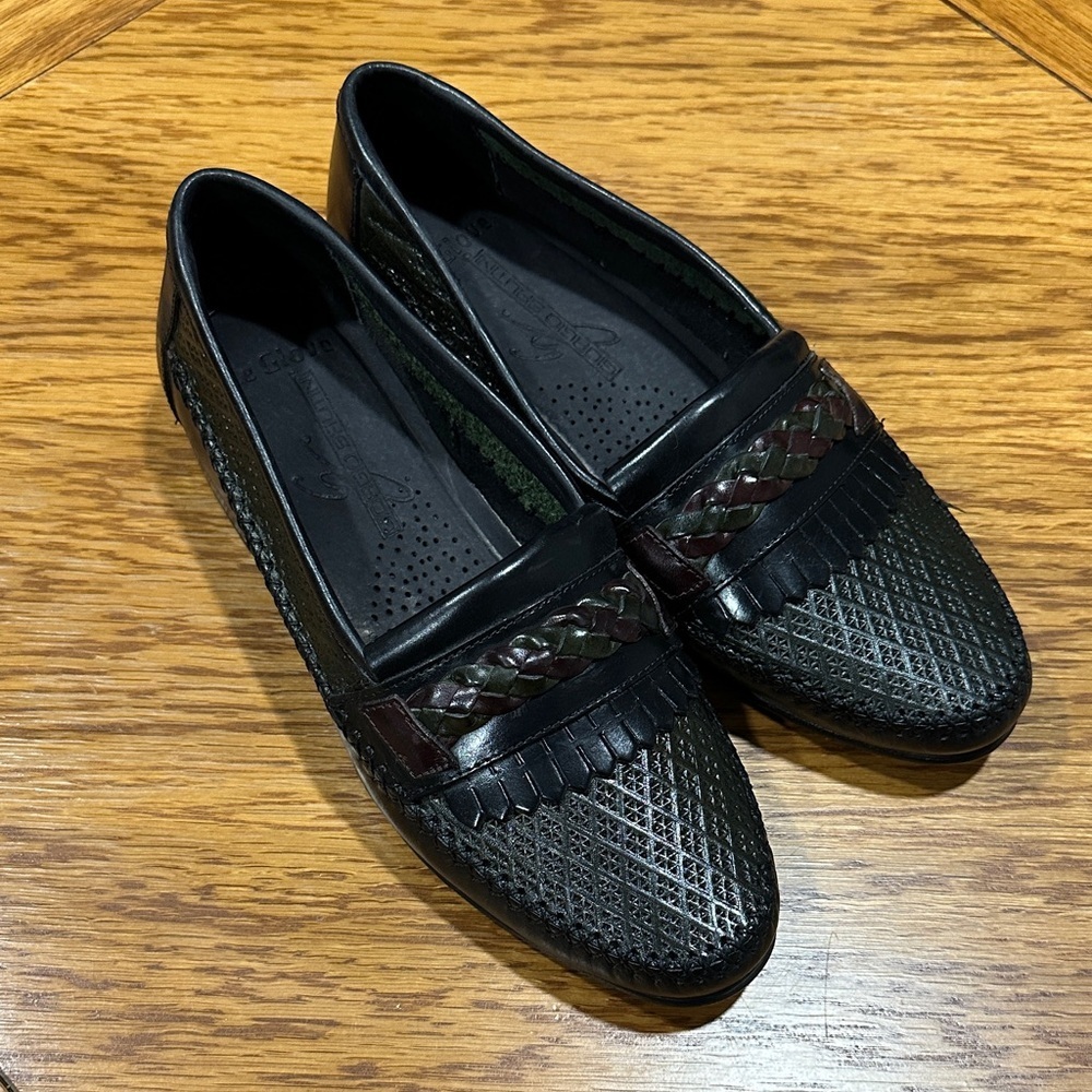 *GIORGIO BRUTINI* Vintage Black x Brown Women's Leather Kiltie Loafers Size 8.5